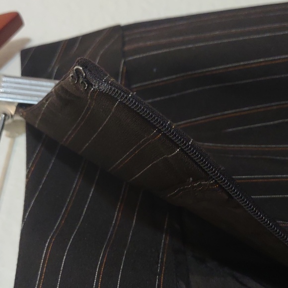 SLIGHTLY USED ANN TAYLOR SIZE 4 COLOR BROWN AND WHITE AND ORANGE - Picture 8 of 10